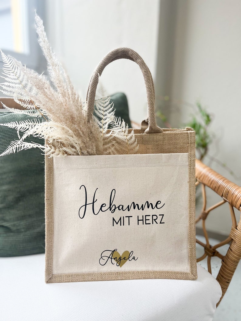 Geschenk Hebamme mit Herz Personalisiert mit Namen Jute Tasche Geschenktasche Dankeschön Geschenkidee Schwangerschaft Geburt Bild 5