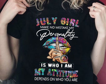 Womens July Girl Facts July Birthday Gift T-shirt