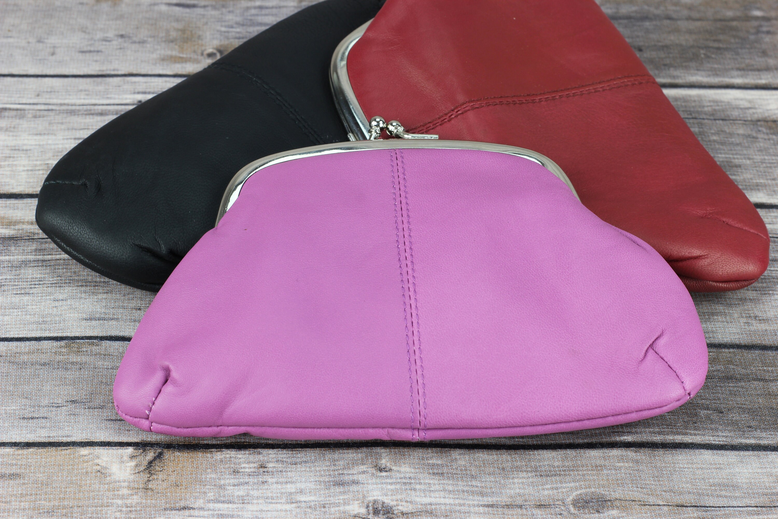 Leather clasp online purse uk