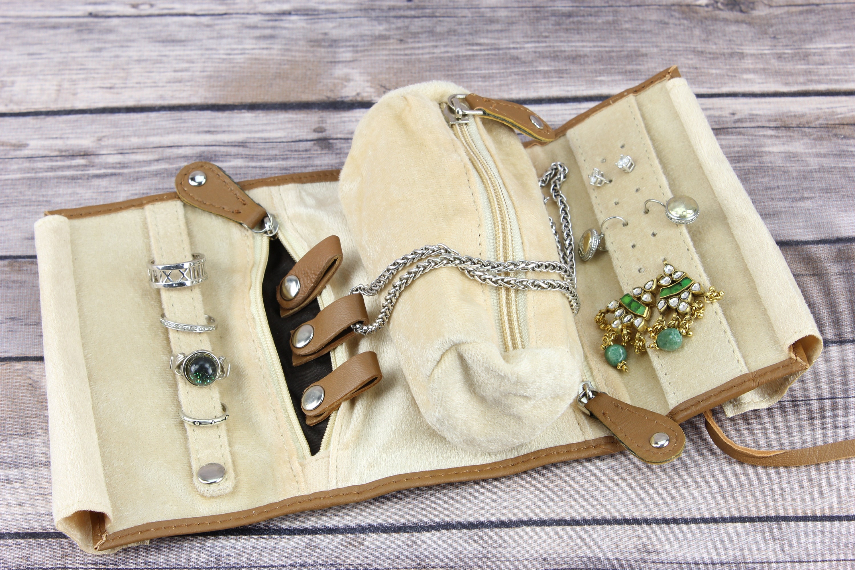 Leather jewelry roll Roll-up jewelry case Jewelry storage | Etsy