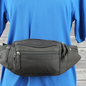 Grand sac banane en cuir : grande pochette de voyage