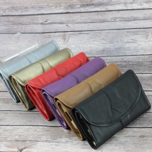 Leather Jewelry Roll: Vintage Style Travel Case