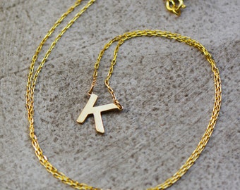 14k Yellow Gold Fancy Cursive Script Letter 'R' Pendant – Precious Stars