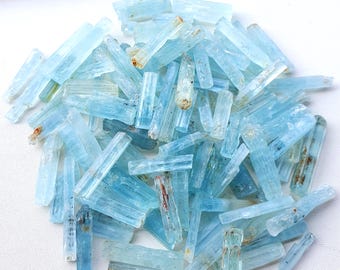 Royal Blue! Raw Aquamarine Gemstone, Aquamarine Crystal, Loose Aquamarine , lite Blue Aquamarine Rough, Gemstone Crystal, Gemstone Minerals