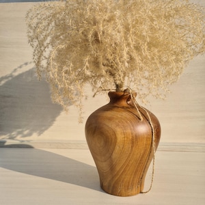 Handmade wooden vase | Solid wood vase | Natural wood | Vase for dried flowers | Eco-decor, minimalist, boho