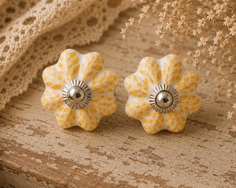 Floral yellow and white pumpkin drawer knob hand-painted ceramic knob cabinet knob wardrobe handles cabinet knobs sets of 2/4/6/8/10/12