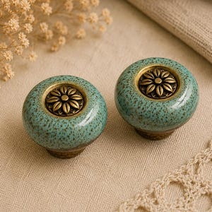 Keramik- und Messing-Schrankknöpfe mit Blumenmuster - Schubladengriffe im Vintage-Stil, dekorative Möbelgriffe, Schrankknöpfe, blaues Möbelknopf-Set