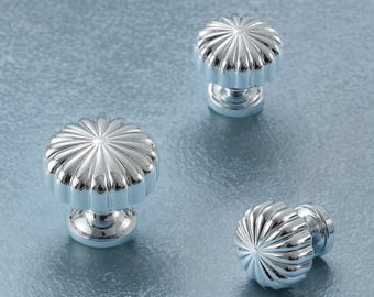ヴィンテージスタイルのゴールドキャビネットノブ、シルバーエッチング引き出しノブ、ハンドルプルニッケルフラワープルキャビネットハンドルドレッサーノブ家具ハンドル