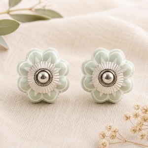 Vintage style sage green drawer knob light green ceramic knob cabinet knob wardrobe handles cabinet handles knob sets of 2/4/6/8/10/12