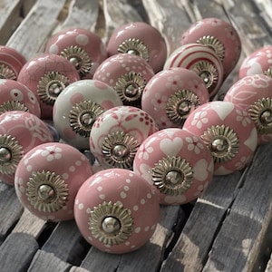 Perilla de cajón rosa y blanca, perilla de cerámica pintada a mano rosa y blanca, perilla de gabinete, manijas de armario, manijas de gabinete, juegos de perillas, juego de 2/4/6/8/10