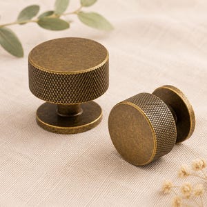Vintage style brass cabinet knobs, brass drawer knobs, handles pull knurled brass knob pull cabinet handle dresser knobs furniture handles