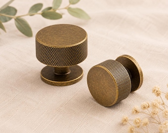 Vintage style brass cabinet knobs, brass drawer knobs, handles pull knurled brass knob pull cabinet handle dresser knobs furniture handles