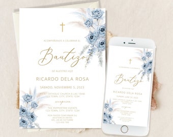 Peut inclure: Faire-part de baptême avec un motif floral de roses bleues et d'herbe de la pampa. L'invitation comprend le nom Ricardo Dela Rosa, la date, l'heure et le lieu. Une invitation assortie est affichée sur un smartphone.