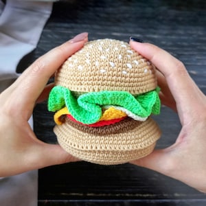 Burger plush, Play kitchen food, Crochet play food, Kids kitchen toys, Fine motor toys, Play food cheeseburger, Crochet simulation food