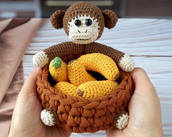 Crochet monkey basket with bananas, Small storage basket, Home decor, Animal basket, Crochet basket, Nursery storage, Table decor