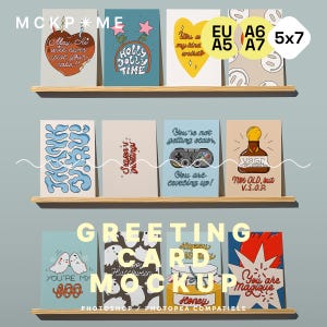 A5/A6/B6/5x7 Beaucoup de cartes de voeux sur la maquette d'étagères, maquettes d'affichage de cartes postales, maquettes pour magasin de cartes, modèle de carte postale, maquette d'affiche