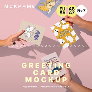 Mockup voor A6-handen met wenskaarten, mockup met vier DIN A-ansichtkaarten, mockup met ansichtkaarten in handen, mockup met miniprint, mockup met veel ansichtkaarten