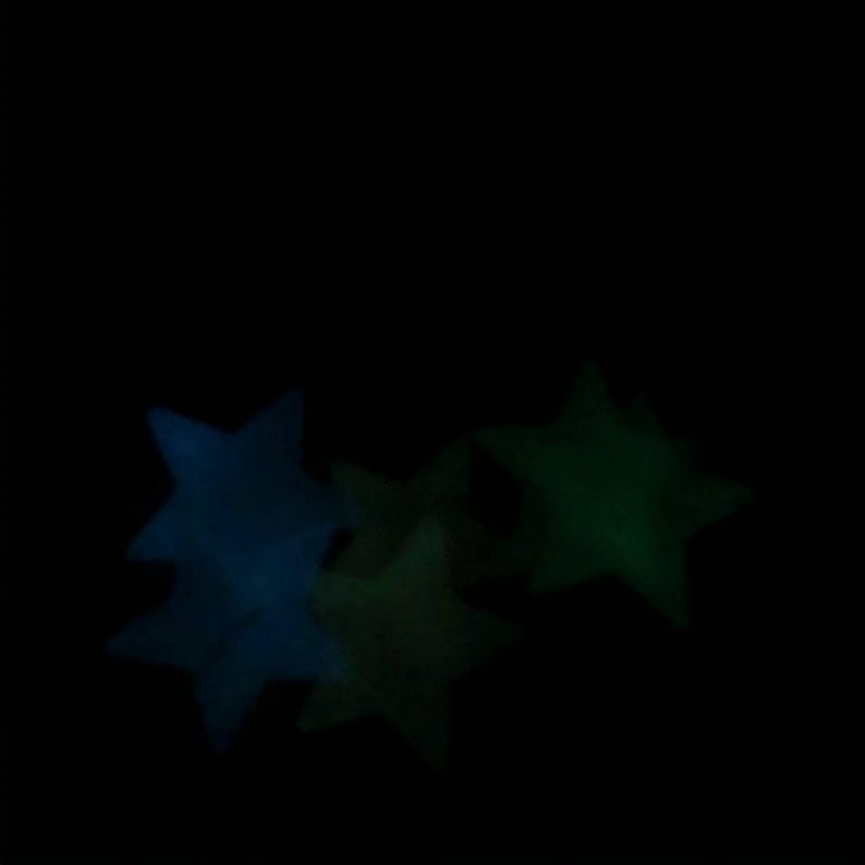 glow in the dark star earrings!
