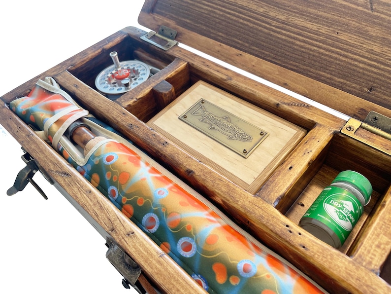Handmade Two-Hearted Fly Rod Set: 2wt, Reclaimed Barn Wood Case image 5