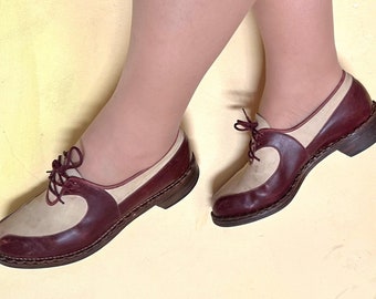 1940s unisex two tone spectator shoes.