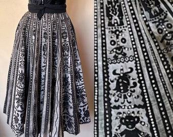 Original Typicano Mexican skirt