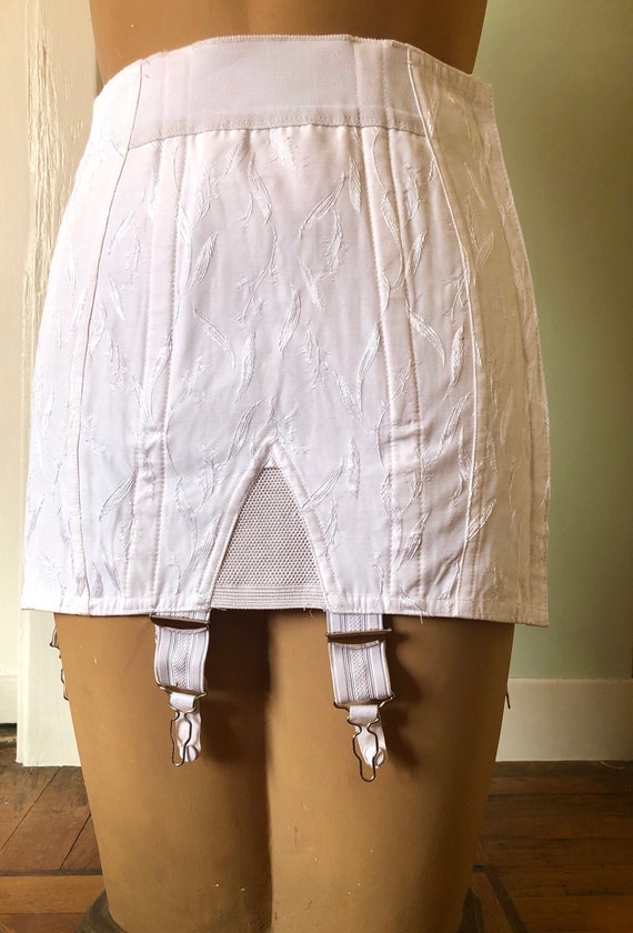 True vintage 50s white wedding satin garter, waist