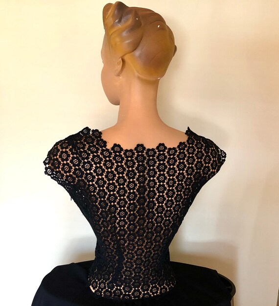 50's waisted black lace top