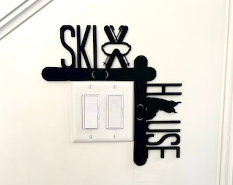 Ski House Door Corner Sign: Ski Lodge Decor (10.5"x10.5")