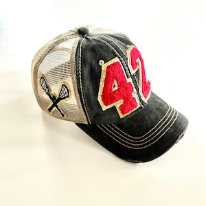 Lacrosse Mom Hat, Custom Team Baseball Cap with Number Patch & Lacrosse Sticks, Sports Mom Gift, Adjustable Trucker Hat for Lacrosse Fans