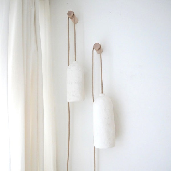 Tamaño L Estilo japonés, forma orgánica, lámpara de papel maché hecha a mano con accesorio y soporte de pared, aspecto mediterráneo, minimalista, boho