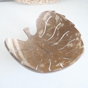 Coconut shell processed into a monstera leaf, jewelery tray, natural, hand cut, Bali, boho, coastel, beach, decor, gift image 6