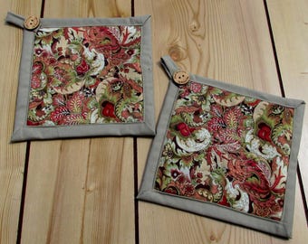 Handmade Quilted swirl Potholders: paisley hot pads  (Set of 2)