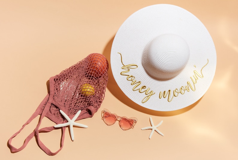 Honeymoonin' Embroidered Sun Hat - Bridal Shower Gift, Honeymoon Gift, Bachelorette Party Gift, Bachelorette Hats, Straw Beach Hat
