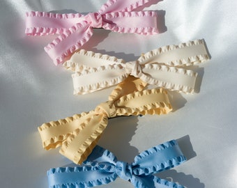 Ruffle Edge Ribbon Hair Clip – Coquette Bow, Korean Fashion