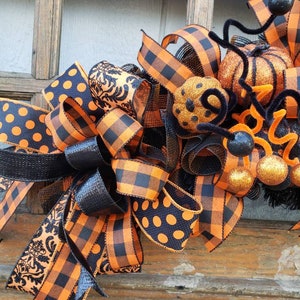 Halloween Orange Table Centerpiece, October 31st Pumpkin Indoor Garland, Trick or Treat Mantel Party Decoration, Whimsical Window Swag Decor image 6