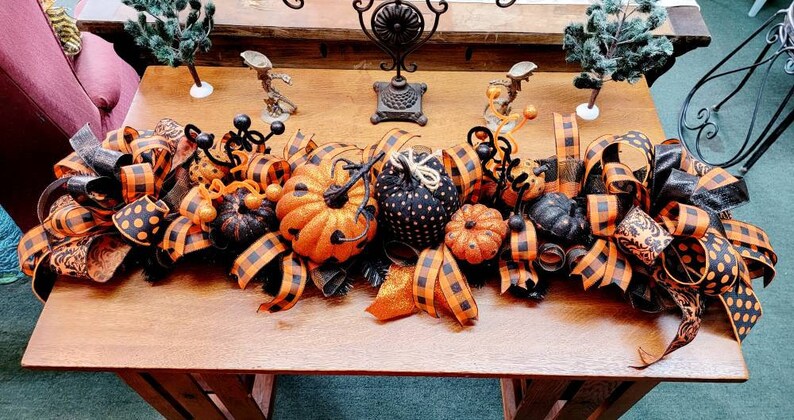 Halloween Orange Table Centerpiece, October 31st Pumpkin Indoor Garland, Trick or Treat Mantel Party Decoration, Whimsical Window Swag Decor image 1