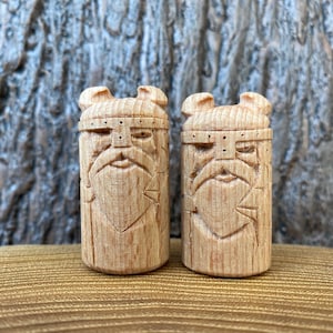 Wood Odin figurine Norse god of wisdom & magic Hand carved viking pagan decor Altar statue Scandinavian Gift Pocket god size Meaningful gift