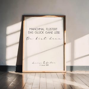Poster "Soms fluistert geluk..." | Hoogwaardige kunstprint op papier | Gepersonaliseerde wanddecoratie voor je huis | Modern en elegant