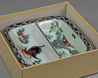 Vintage Asian square saucerr Chinese red rooster bowl Small Asian bowl box old ceramic Rare old square trinket box