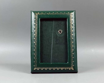 Vintage green mini photo frame Antique leather photo frame Old picture rectangular frame 2x3