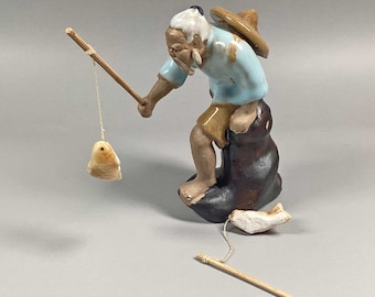 Vintage Chinesische Fischer Figur: Blaue Keramik Asiatisches Dekor