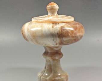 Vintage Natural Onyx Vase with Lid: Retro Stone Decor
