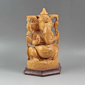 Handcarved Wooden Ganesha Statue: Indian Altar Decor