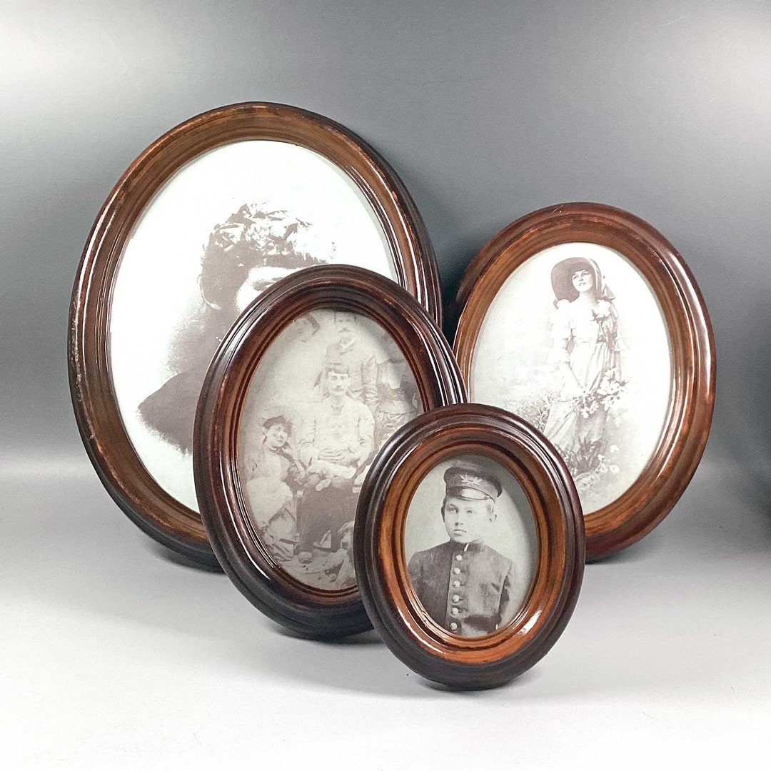 Oval British English photo frame Vintage set plastic photo frame Table ...