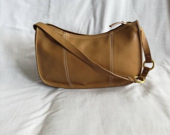 Vintage small beige faux leather bag