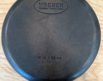 Wagner Cast Iron Pizza Pan 12” Wagner Ware Sidney, Ohio