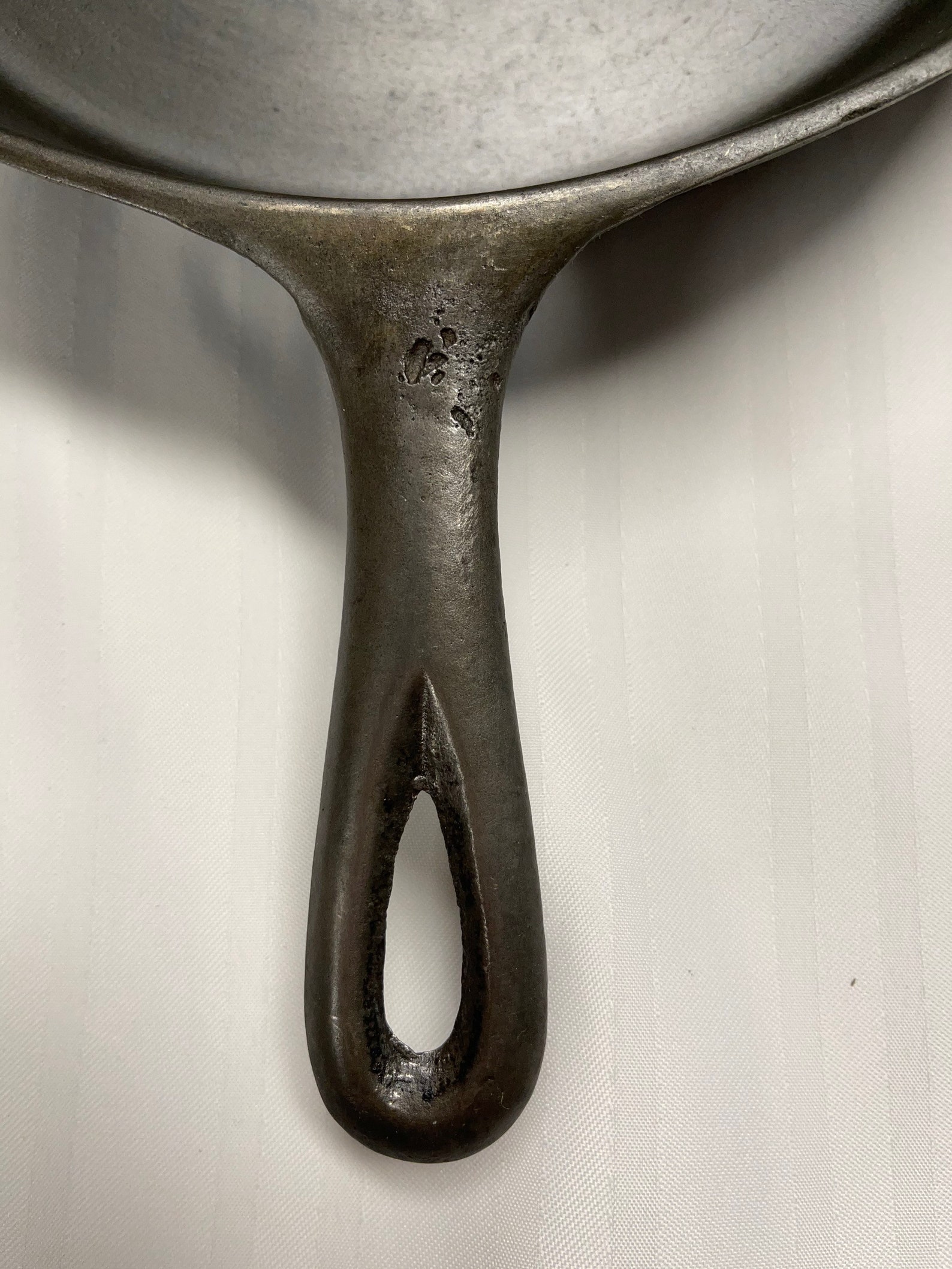 Lodge 8 Single Notch Cast Iron Skillet Etsy