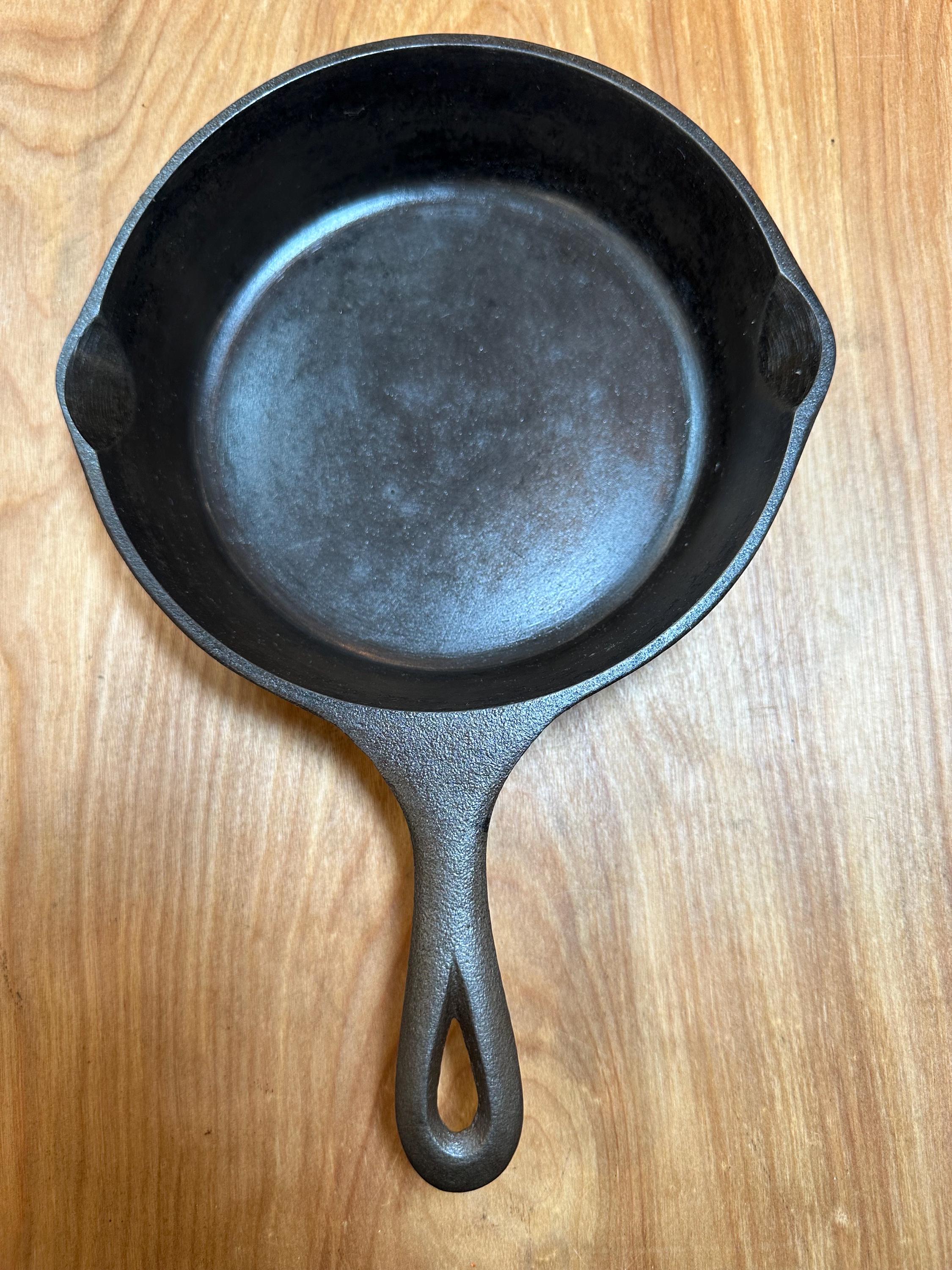 送料無料 ▽ グリスウォルド スキレット#4 No.4 スモールロゴ