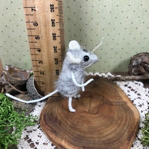 Miniature Dollhouse Mouse, Woolly Mouse, collectible needle felted animal image 8