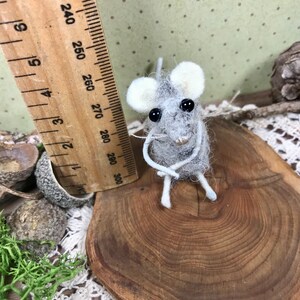 Miniature Dollhouse Mouse, Woolly Mouse, collectible needle felted animal image 7